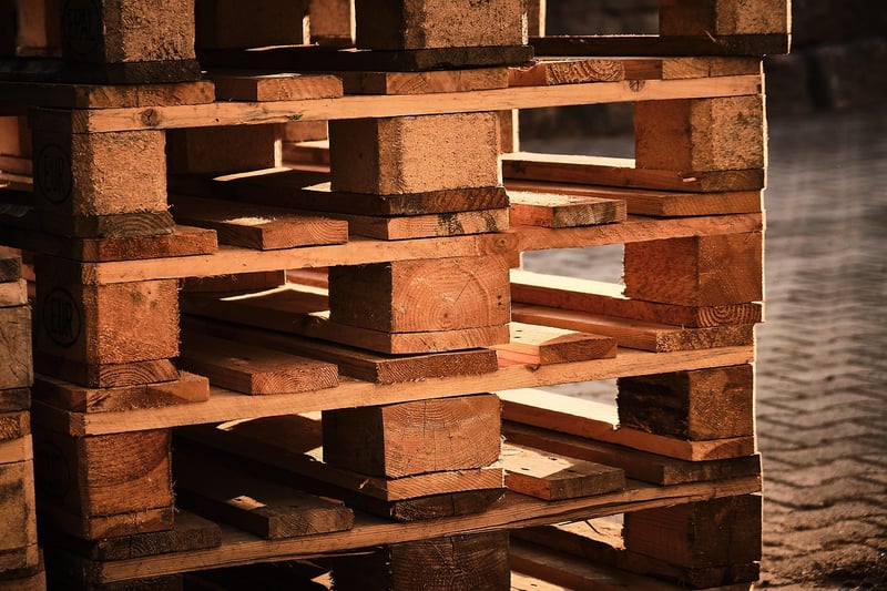 Vertical garden with pallets